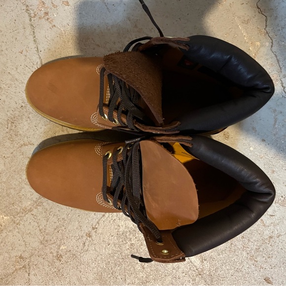 Timberland Boots - Picture 3 of 3